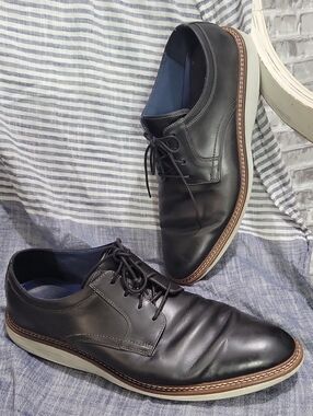 Johnston & Murphy Black Leather Derby Shoes with Tan welt and White Sole Mens 13